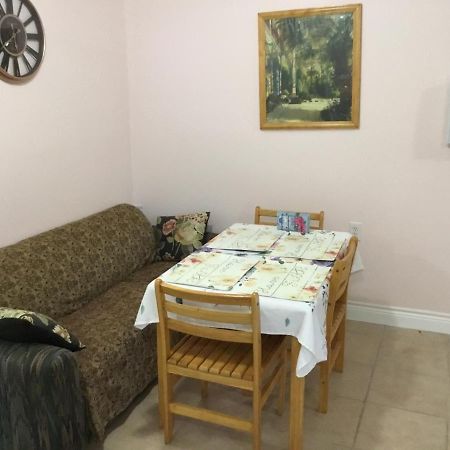 Studio Apartment At Historical House Galveston Exteriör bild